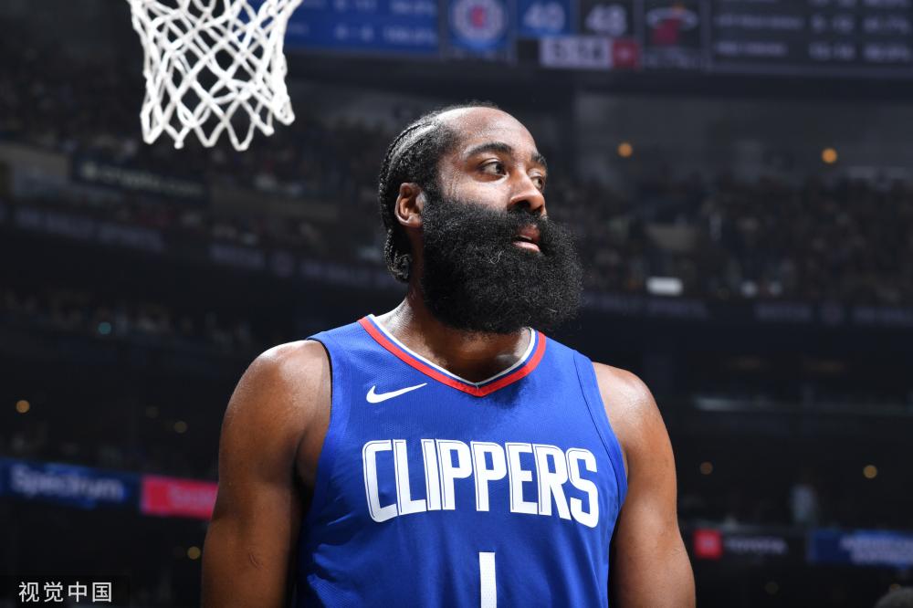 在众多参赛 在众多参赛